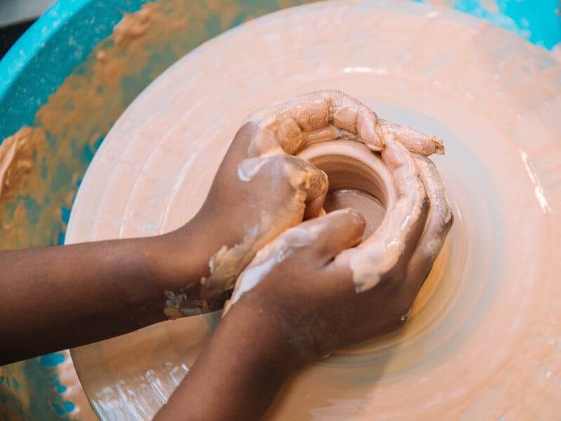 wheel throwing pottery